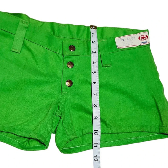 VTG Red Snap Jeans High Rise Shorts Size 11 Her 32 XL 38 Green 100% Cotton - Picture 11 of 12